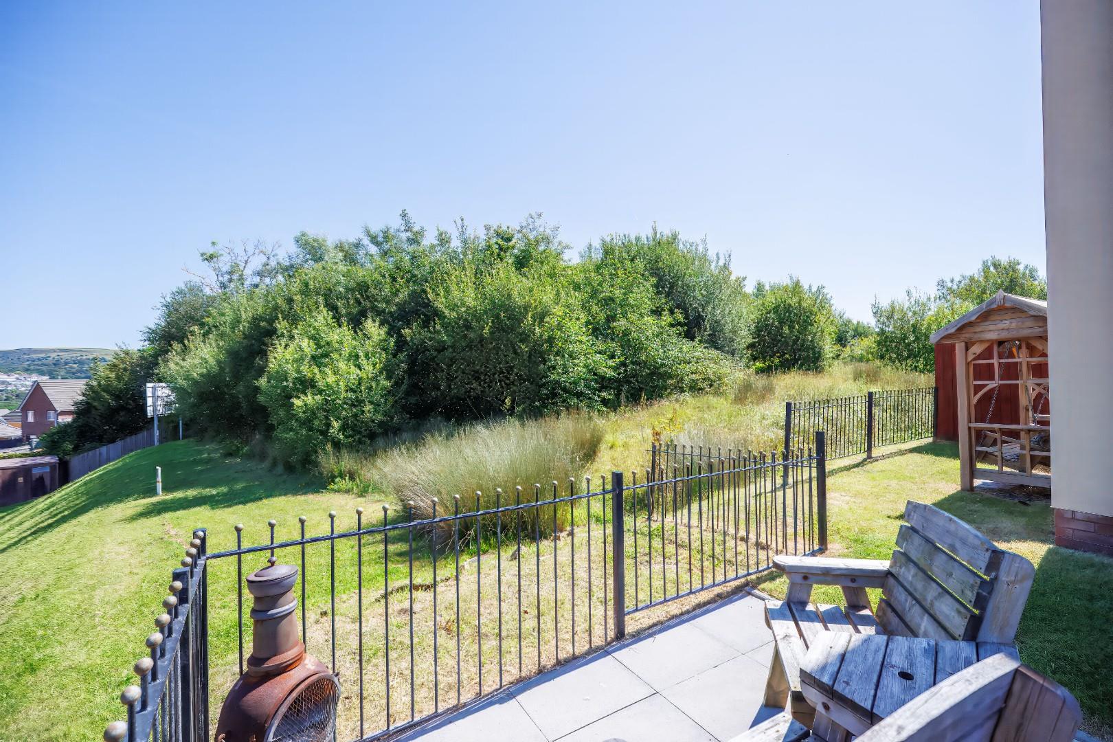 1 Lantern Close, Llanharan, Pontyclun, CF72 9ZB
